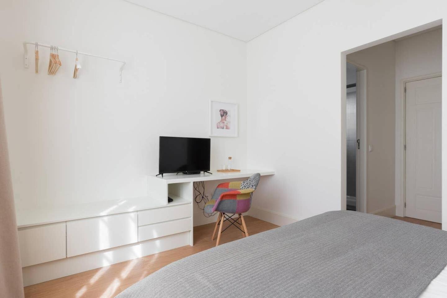 Guestready - Costa Cabral Guesthouse ポルト エクステリア 写真