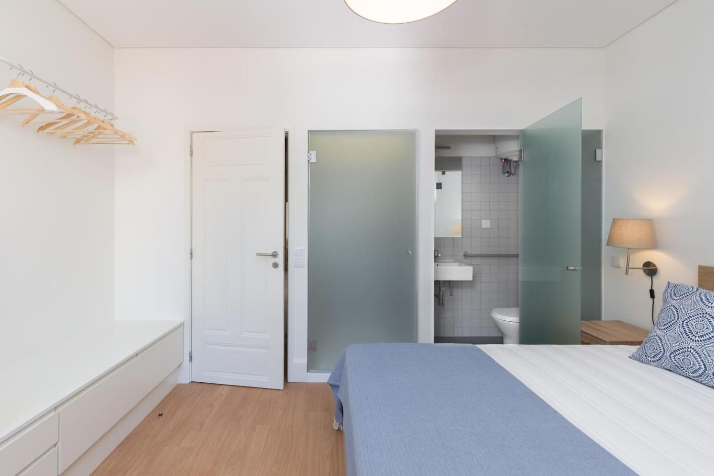 Guestready - Costa Cabral Guesthouse ポルト エクステリア 写真