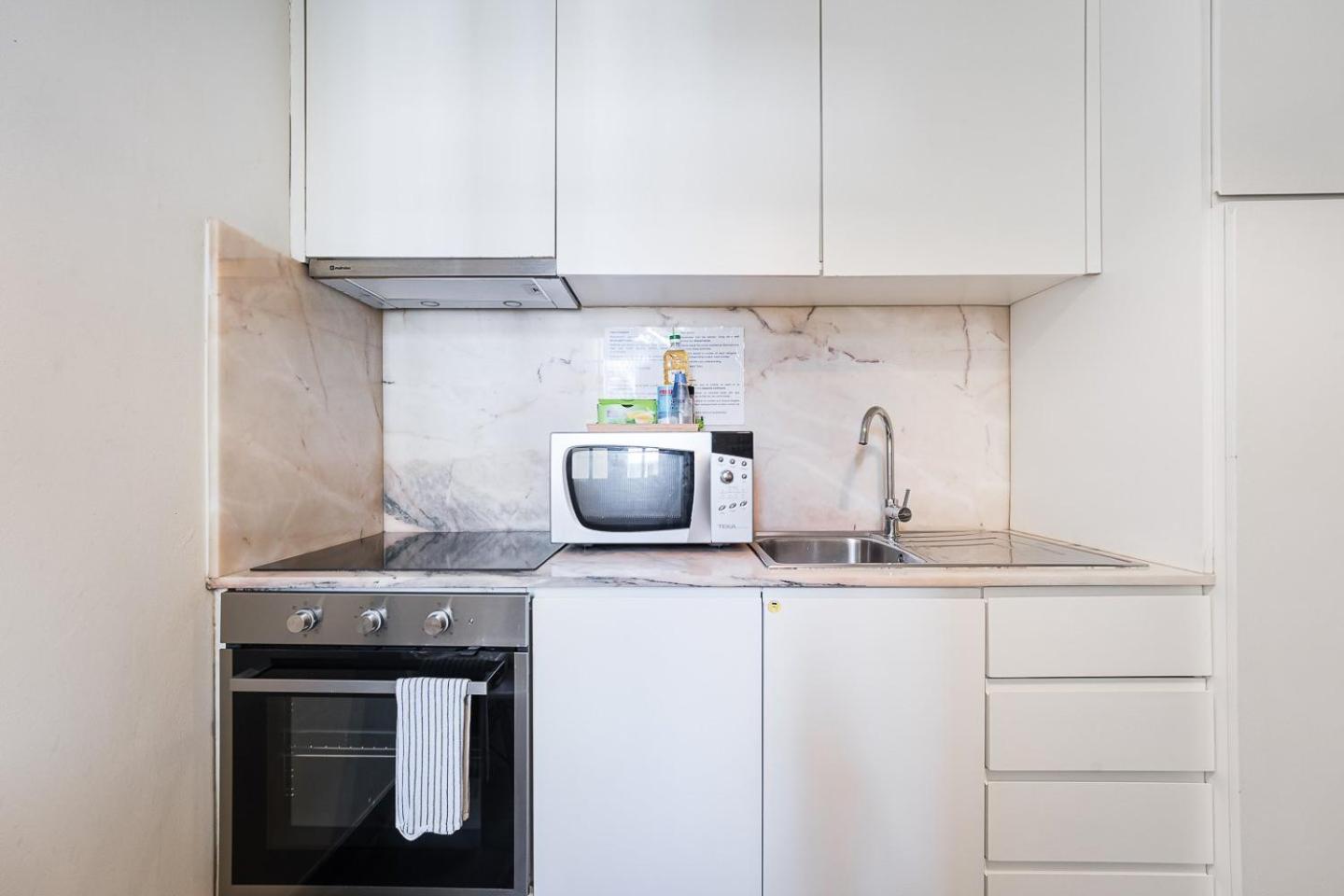 Guestready - Costa Cabral Guesthouse ポルト エクステリア 写真